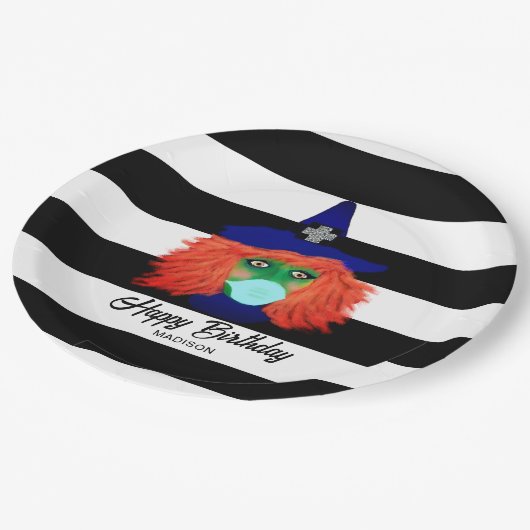 ウィッチテーマハロウィーン誕生日シックパーソナライズされた ペーパープレート (アングル)