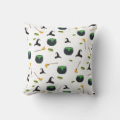 ウィッチハットブロムカルドロンハロウィーンパターン クッション (正面)