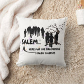 ウィッチブロムビジットサレムベーシック観光客 クッション (ブランケット)