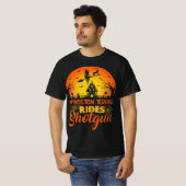 ウィッチマイボストンテリアライドShotgunハロウィン Tシャツ (正面フル)