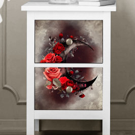 ウィッチリー | ゴシック風の赤いバラが咲く三日月 薄葉紙