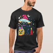 ウィッチーな黒猫のハロウィン・パンプキン・マジック Tシャツ (正面)