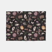 ウィッチー・ウッドランド フリースブランケット (正面(横))