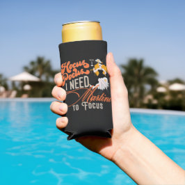 ウィッチーHocus Pocus Martiniギフトハロウィーンに焦点を合わせる スリム缶クーラー