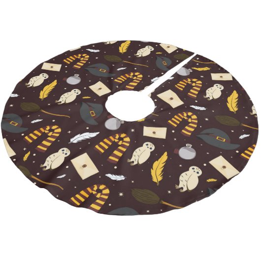 ウィッチ、ウィザード、および魔法パターン ブラッシュドポリエステルツリースカート (アングル)