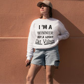 ウィナーキャットビベスおもしろいモダン引用文パーソナライズされた スウェットシャツ