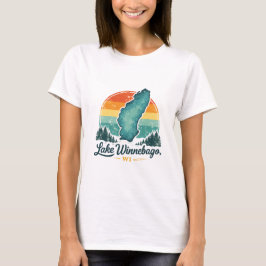 ウィネベago湖 WI 夕焼け 湖マップ アウトライン Tシャツ