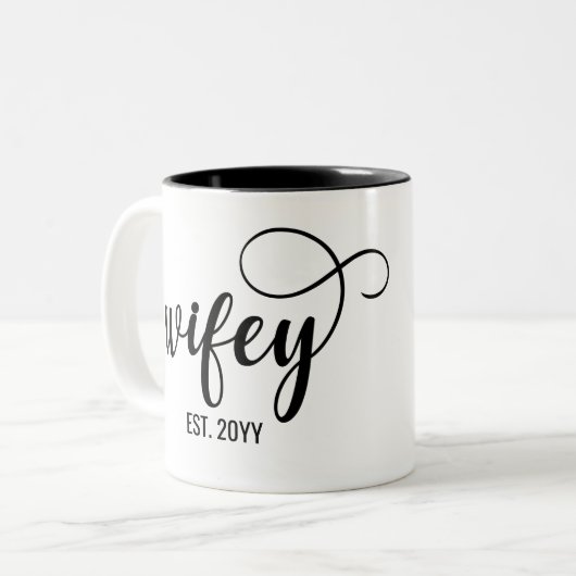 ウィフィエスト |妻のパーソナライズされた花嫁への贈り物 ツートーンマグカップ (正面左)