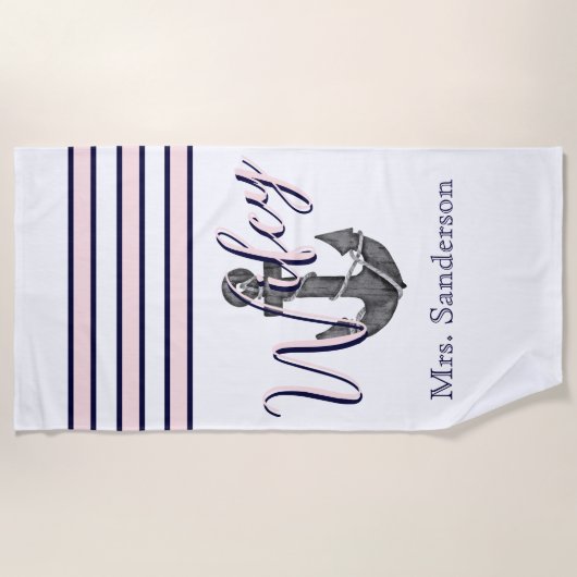ウィフィー航海のモノグラムピンクネイビーブルーいかり ビーチタオル (正面)