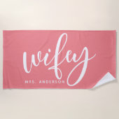 ウィフェイピンクと白の新婚の花嫁 ビーチタオル (正面)