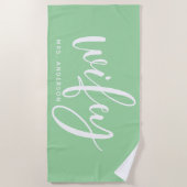 ウィフェイミントグリーンと白の新婚の花嫁 ビーチタオル (正面)