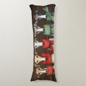 ウィペットとスカーフのグレイハウンド犬 ボディピロー (正面縦)