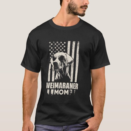 ウィマラナー犬ママ女性のためのアメリカ国旗の贈り物M Tシャツ (正面)