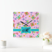 ウィムシ魅力的ー蝶ピンクモノグラム スクエア壁時計 (ホーム)