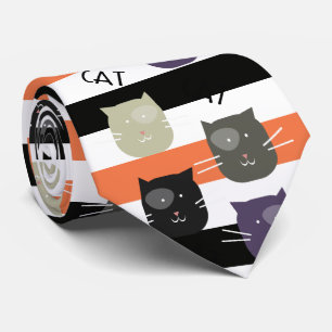ウィムジカルなホワイトスポット入りストライプの可愛い猫 ネクタイ