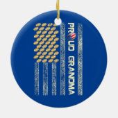 ウィメンズグランドパ誇りを持ったアメリカ国旗のサッカー セラミックオーナメント (裏面)