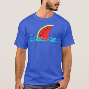 ウィメンズスイカおもしろいフカヒレファミリーサマーヴァ Tシャツ