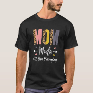 ウィメンズマザーデイレオパードmommy Est 2022新しいママB Tシャツ