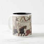 ウィリアムはバイユーで征服者着きます ツートーンマグカップ (正面左)