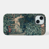 ウィリアムモリスウッドランドタペストリーディアスタグ iPhone 15ケース (裏面横)