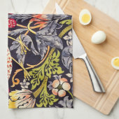 ウィリアムモリスストロベリートラフーズフローラアールヌーボー キッチンタオル (四つ折り)