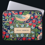 ウィリアムモリスストロベリー泥棒ラップトップスリーブ ラップトップスリーブ<br><div class="desc">ウィリアム・モリスいちご泥棒パターンデザイン。名前を追加してパーソナライズウィリアム・モリスは、ラファエリー前同胞団と英国芸術工芸運動に関連した英国のテキスタイルデザイナー、アーティスト、作家、社会主義者であった。彼はアーティストのエドワード・バーヌ=ジョーンズと、詩人でアーティストのダンテ・ガブリエル・ロゼッティと提携してデザイン会社を設立した。この美しいアールヌーボー素晴らしアートパターンは、有名なイチゴ泥棒と装飾の葉を特徴。我々はプロが回復し、どこでも得ることができる品質のための最高のオリジナルパターンを復元した。</div>