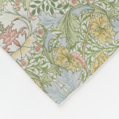 ウィリアムモリスヴィンテージフローラピンクグリーンマートル フリースブランケット (角)