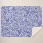 ウィリアムモリスヴィンテージフローラルパターンブルーホワイト シェルパブランケット (正面(横))