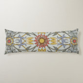 ウィリアム・モリスの花の円の花のイラストレーション ボディピロー (正面)