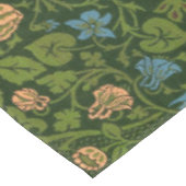 ウィリアム・モリス・バイオレットとオダマキ（植物）・アート・ラグ テーブルクロス (アングル)