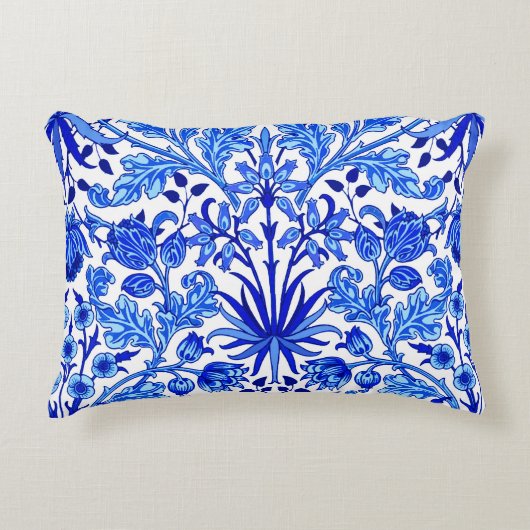 ウィリアム·モリス·ヒヤシンスプリント、コバルト·ブルー&ホワイト アクセントクッション (正面)