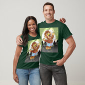 ウィリー・ザ・ウルフ・オン・ライト・グリーン Tシャツ (ユニセックス)