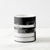 ウィルソン・ベネッシュ・サークル25 コーヒーマグカップ (中央)