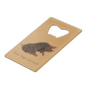 ウィルバー – 目の肥えた豚。 クレジットカード栓抜き (裏面アングル)