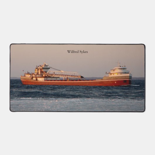 ウィルフレッド・サイクスのデスクマット デスクマット (正面)