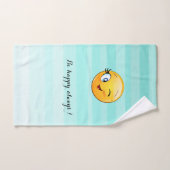 ウィンキング絵文字顔 – 常に幸せ バスタオルセット (ハンドタオル)