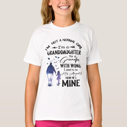 ウィングエンジェル付き普通の女の子の孫娘グランドパ Tシャツ (正面)