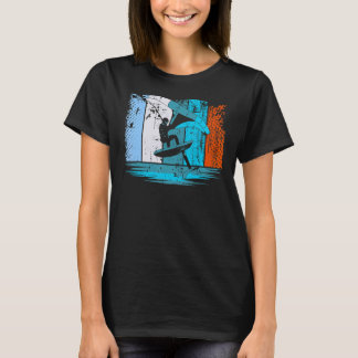ウィングサーフウィング水中翼サーフィンサーフィン翼 Tシャツ