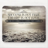 ウィンストンチャーチ感動的ル引用文「勇気」 マウスパッド (正面)