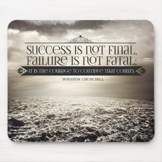 ウィンストンチャーチ感動的ル引用文「勇気」 マウスパッド (正面)