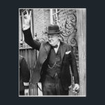 ウィンストン・チャーチル ポストカード<br><div class="desc">Winston Churchillが有名な「v for victory」をフィーチャーした高品質の製品</div>