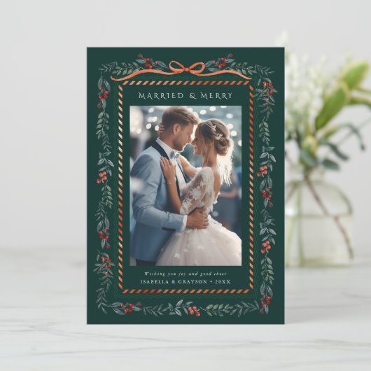 ウィンタベリーフレーム 結婚おめでとう&クリスマス フォト グリーン シーズンカード (スタンド正面)