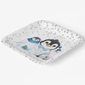 ウィンターオネダーランドペンギン誕生日 ペーパープレート (傾斜あり)