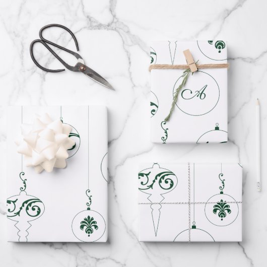 ウィンターグリーンクリスマスモノグラムバウブルオーナメント ラッピングペーパーシート (正面)