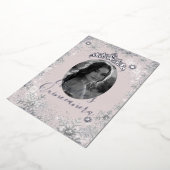 ウィンターシルバーベージュスノーフレーク写真キンセアニェラ 箔招待状 (回転した状態)