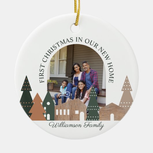 ウィンタービレッジウッドグレイン初めてのクリスマス写真 セラミックオーナメント (正面)