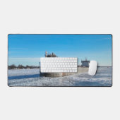 ウィンターフリーターマニトウ素晴らしリンレイクスシップ デスクマット (キーボード&マウス)