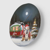 ウィンターブルドッグキャラバンクリスマスアドベンチャー ラージ壁時計 (傾斜)