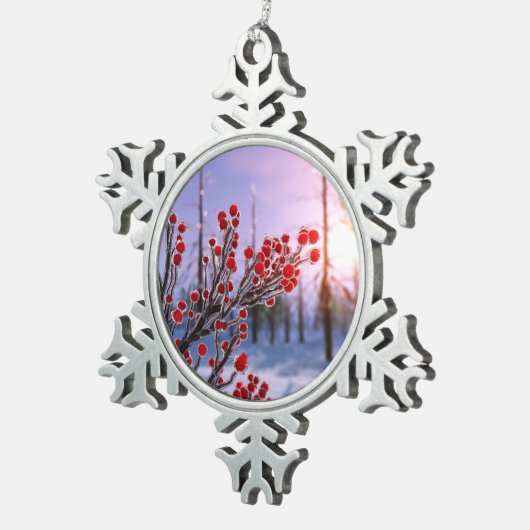 ウィンターベリーインアイスオーナメント スノーフレークピューターオーナメント (右)