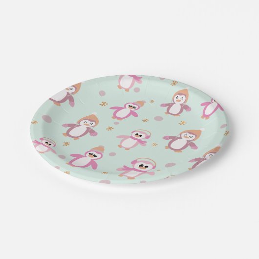 ウィンターペンギンのミントとピンクの休日 ペーパープレート (アングル)